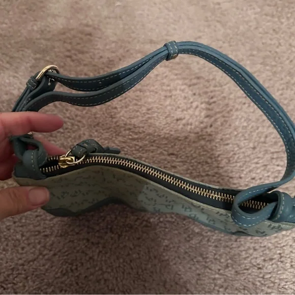 Dooney & Bourke Vintage Blue Envelope Shoulder Bag - Picture 8 of 11